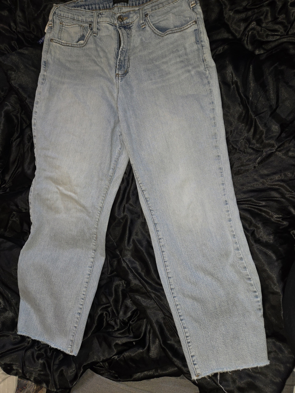 Silver Jeans Light Blue Strsight Leg Jeans